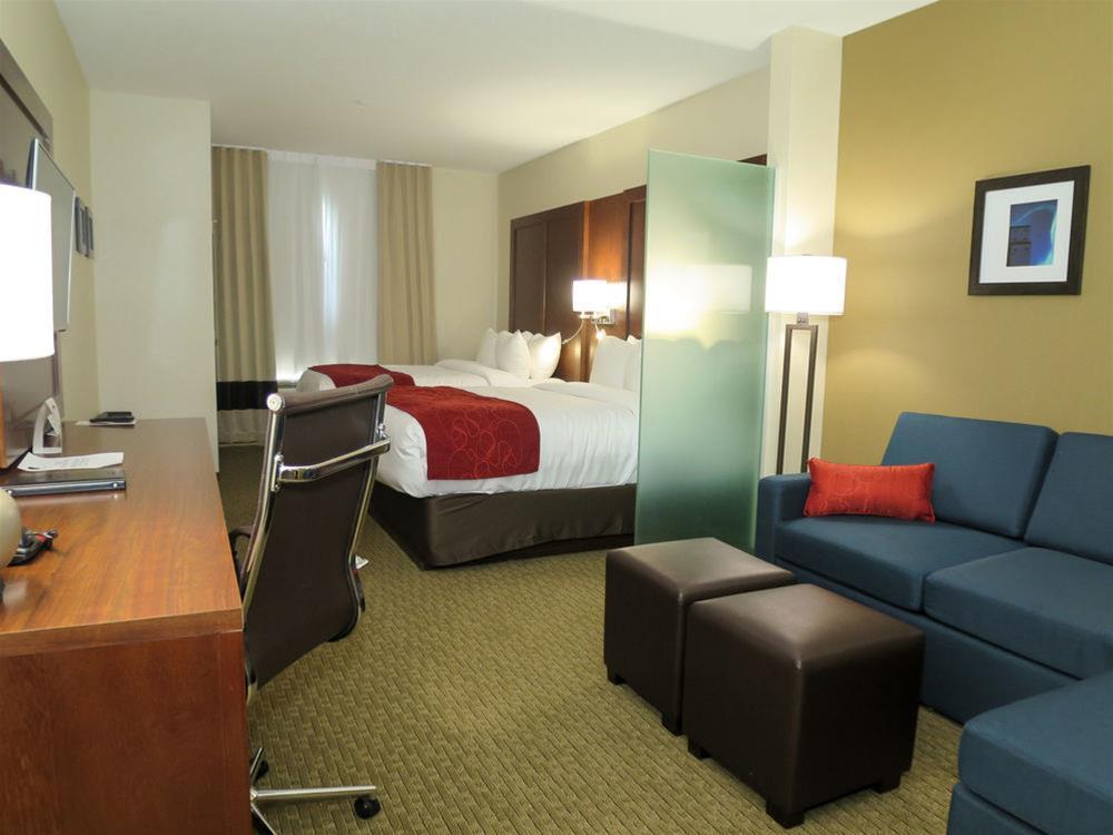 Comfort Suites Regina Exterior foto